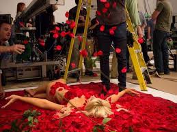 Mena suvari on finding hope after sexual assault, substance abuse. Toccamilemaniamore Tatoo