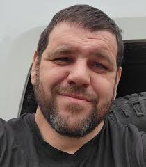 Elijah Cardona's Instagram, Twitter & Facebook