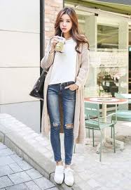 Perancang busana korea, mengajari anda cara mencocokkan pakaian wanita musim panas 2019, termasuk gaun, kemeja, perhiasan baru korea. 20 Inspirasi Outfit Korean Style Yang Simple Untuk Wanita Hai Gadis