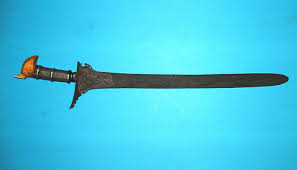 Keris panjang diraja adalah keris kerajaan. Sundang Wikipedia Bahasa Melayu Ensiklopedia Bebas