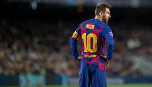 ليونيل ميسي هو الهداف التاريخي لدور المجموعات في دوري أبطال أوروبا بواقع 71 هدف. Ø£Ø´Ø¹Ù„ Ø§Ù„Ù†Ø§Ø± Ø¯Ø§Ø®Ù„ Ø¨Ø±Ø´Ù„ÙˆÙ†Ø© ÙƒÙˆØ§Ù„ÙŠØ³ ØµØ§Ø¹Ù‚Ø© Ù…ÙŠØ³ÙŠ Ù„Ø£Ø¨ÙŠØ¯Ø§Ù„