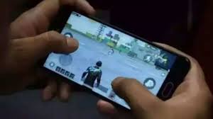 Precisely, you can move alone in the environment and do whatever you like, but sometimes you will get in trouble when you fall into the match of other players. Pubg Mobile Pubg Returns With Battlegrounds Mobile India Registrations Starts From May 18 All Details Gadgets Now