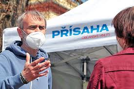 Předseda hnutí přísaha robert šlachta zdroj:. 6ytarh7cclw8qm