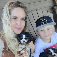 Missouri black bear sightings in front yards