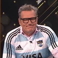 Rugby morning headlines as 22-year-old identified as Wales World Cup  prospect and All Blacks great eats humble pie