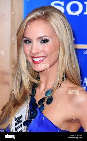 Kristen dalton hi-res stock photography and images