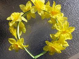 Yellow Daffodil Garland Headband Crown Spring Bridal Wreath Etsy Yellow Daffodils Bridal Wreath Daffodils