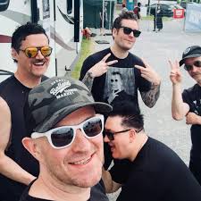 So rad catchin up with @jesushchris , FUN FACT: our first show IN Winnipeg  was at the @propagandhi_official house AKA “the red fisher house” back I n  1995🤘🏻🇨🇦🤘🏻