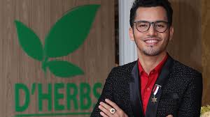 We don't have a biography for dato' seri vida. Biodata Datuk Seri Aliff Syukri Raja Kosmetik Malaysia Bisnes