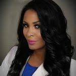 Debra Cade's Instagram, Twitter & Facebook