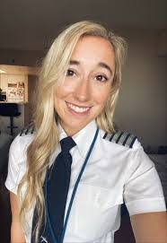 Shelby Wendt's Instagram, Twitter & Facebook