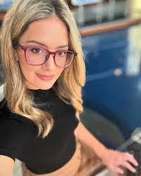 Evan Bonnand's Instagram, Twitter & Facebook