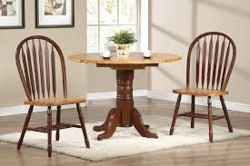 Light Oak Dining Table Looks Stunning In Your Modern Dining Room Kuche Tisch Runder Holztisch Rundes Esszimmer