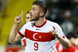 Het nederlands voetbalelftal is een team van mannelijke voetballers dat nederland vertegenwoordigt in internationale wedstrijden. Turkije Voetbal Waarom We Tijdens Het Ek Rekening Moeten Houden Met Turkije Fcupdate Nl Kijk Live Naar De Eerste Wedstrijd Op Het Ek Voetbal Tussen Turkije En Italie Cybergothisalifestyle