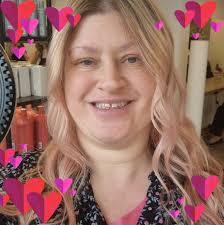 I think it's too green what do you think