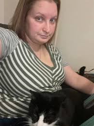 My Husband Refuses To Let Me Pop His Lip Pimple 😫 (OC)