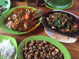 Dari bentuk dan juga rasa yang gurih serta empuk. Gurame Saos Padang Kangkung Hotplate Kerang Saos Tiram Hdl 293 Cilaki Foto Di Surapati Bandung Openrice Indonesia