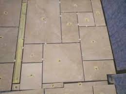 Schließlich soll ja beim duschen nicht das badezimmer geflutet werden. Bodengleiche Dusche Fliesen