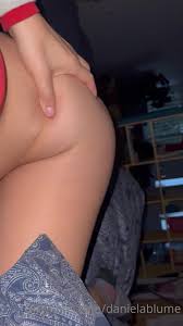 Watch online Daniela Blume aka Danielablume OnlyFans - Y tuEres de agarrar  fuerte on X-video