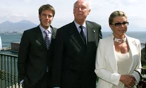 About emanuele filiberto di savoia, principe di venezia e di piemonte. Emanuele Filiberto L Annuncio Sulla Famiglia I Savoia Come I Royal