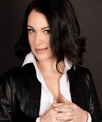 Amy Gallant's Instagram, Twitter & Facebook