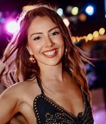 Popular Instagram couple, Karl and Cassie Lokko have both decided to go  their separate ways after nearly 5-years of marriage. Their wedding photos  nearly broke the Internet back in 2016 after going