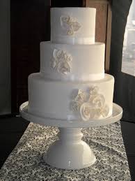 Gorgeous White Wedding Cake From The Cakery In Dayton Ohio Wedding Cakes
