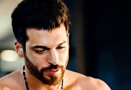 Can yaman guest on ' verissimo' talks about her relationship with demet ozdemir, her emotional situation and gives an anticipation of her future work. Turkii Fc On Twitter Can Yaman Ù…Ù…Ø«Ù„ ÙˆÙ…Ø­Ø§Ù…ÙŠ ØªØ±ÙƒÙŠ Ù…Ø³Ù„Ù… Ø§Ù„Ø¯ÙŠØ§Ù†Ø© Ù…ÙˆØ§Ù„ÙŠØ¯ 8 Ù†ÙˆÙÙ…Ø¨Ø± Ø¹Ø§Ù… 1989 ÙÙŠ ÙƒØ§Ø¯ÙŠÙƒÙˆÙŠ Ø§Ø³Ø·Ù†Ø¨ÙˆÙ„