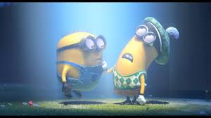 În această vară, în despicable me 3, gru şi noua lui soţie, lucy, nu reuşesc să înlăture pe cel mai nou personaj negativ ce ameninţă omenirea, o fostă stea de televiziune pentru copii, pe nume balthazar bratt, care a fost concediat în acel deceniu, iar acum este obsedat să se răzbune. Sunt Un Mic TicÄlos