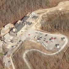 The estate features a huge parking area that can easily fit 100 cars. W Allan Jones House In Cleveland Tn Virtual Globetrotting
