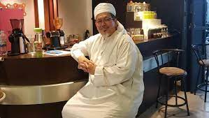 Ustaz tengku zulkarnain has reportedly died during the maghrib call to prayer or breaking the fast, monday, at tabrani hospital, jalan sudirman, pekanbaru. H7wnlbvk4rlb1m