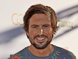 Tom beck on wn network delivers the latest videos and editable pages for news & events, including entertainment, music, sports, science and more, sign up and share your playlists. Sensation Schauspieler Tom Beck Postet Foto Von Seinem Schwangerschaftsbauch