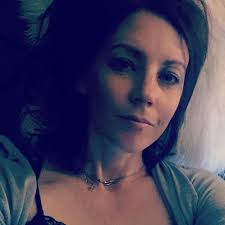 dear mom who feels like she wants to quit.