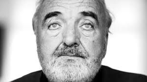 Hij verliest zijn begrip van taal, maar staat nog één keer op het podium