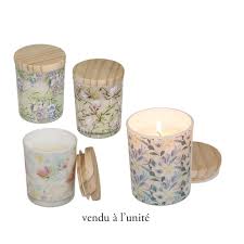 Bougie Parfumee Dans Verre Decore Avec Couvercle Bois En 2020 Bougie Bougie Parfumee Bougie En Verre
