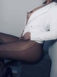 Mia English _ - Verified UK Profile