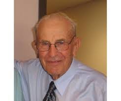 Robert Wallman's Instagram, Twitter & Facebook