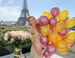 Hello guys, compliments of the season and welcome to the new year. Billionaire Matchmaker Reveals The Top 10 Places You Need To Go To Nab A Rich Man Including Posh Supermarkets