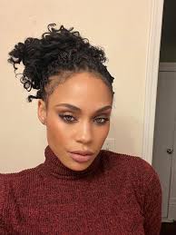 feeling grateful for making another wake-up 🙏🏾✓