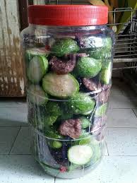 Masukkan asam boi dan cili padi yang dipotong dua atau tiga. Pin On My Cooking
