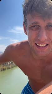 Tag someone who would never be able to do this