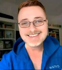 Elizabeth Runyan's Instagram, Twitter & Facebook