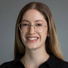 Caitlin Rich's Instagram, Twitter & Facebook