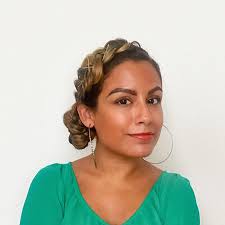 Novelas, noticias, deportes y entretenimiento. How Trying To Assimilate Helped Me Find My Latina Identity A Women S Thing