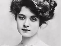 Mick Jagger's Rise to Fame: The Early Days of the Rolling Stones