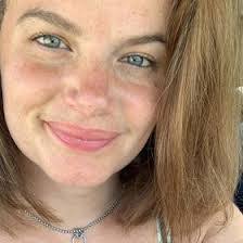 Ashley Ruimveld's Instagram, Twitter & Facebook