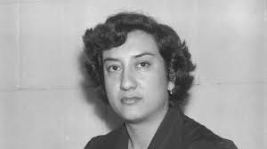 La poesía indaga qué clase de bicho hay dentro de uno mismo”: Dolores Castro 