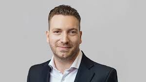 Lucas Mattern's Instagram, Twitter & Facebook