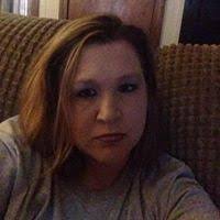 Melissa Flach's Instagram, Twitter & Facebook