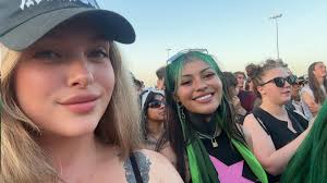 Beach hair, don't care!!🤣